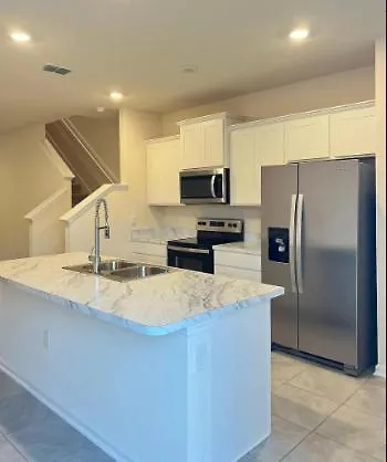 2 Bedroom In The Heart Of Jacksonville